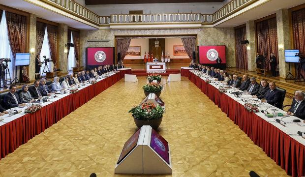 AK Parti'den 'komisyona sunulacak rapor' açıklaması: Eve dönüş düzenlemesi de yer alacak