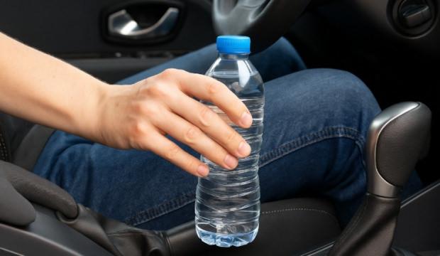 Bu yanlışı yapan yandı: Arabasına koyduğu su şişesi 500 bin TL zarara soktu!