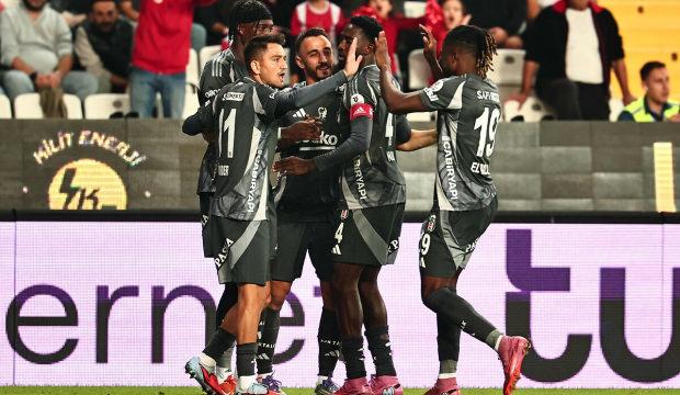 Büyük umutlarla Beşiktaş'a gelmişti: 6. ayı dolmadan gidiyor