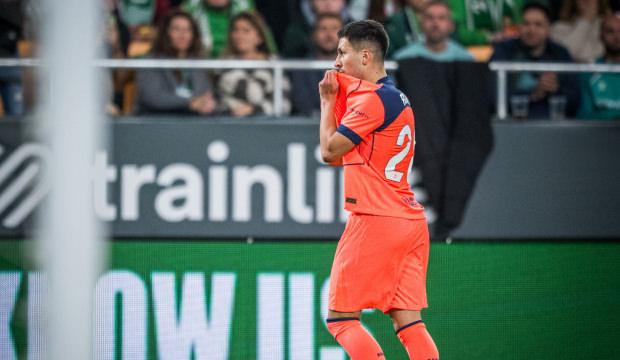 Fark bir açılıp bir kapandı! 8 gollü nefes kesen düelloyu lider kazandı