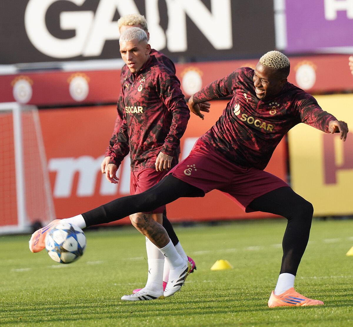 Lucas Torreira ve Victor Osimhen, Galatasaray antrenmanında