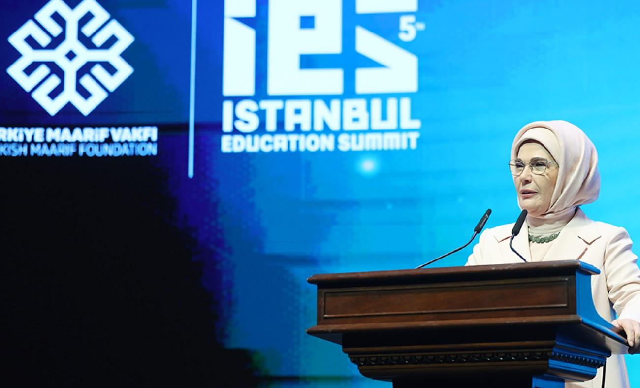 Emine Erdoğan’dan Türkiye Maarif Vakfı 5. İstanbul Eğitim Zirvesi ile ilgili videolu paylaşım!