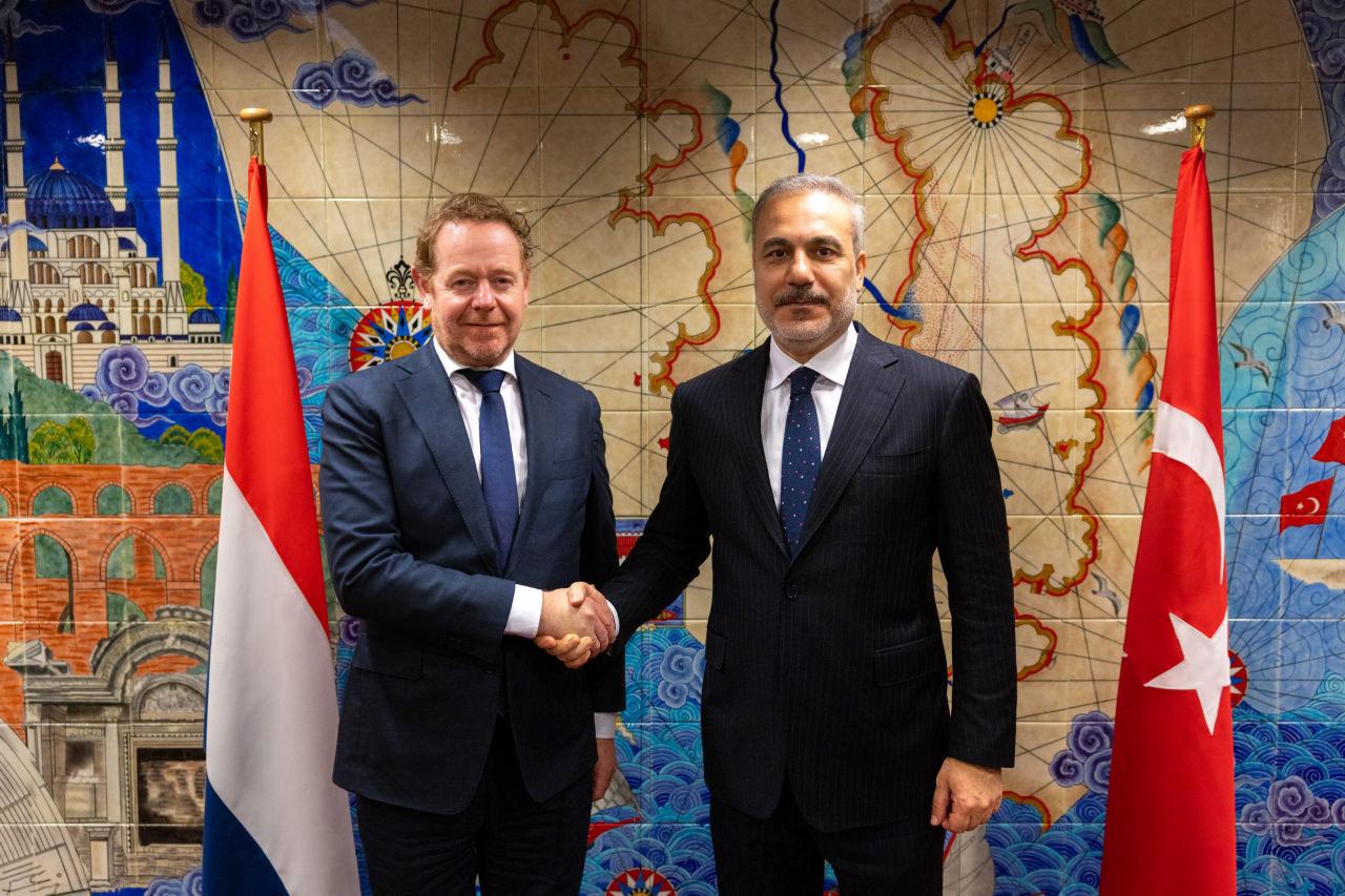 Hollanda Dışişleri Bakanı van Weel 