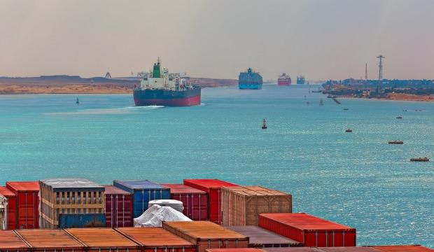 Gemiler yeniden Süveyş’e dönüyor