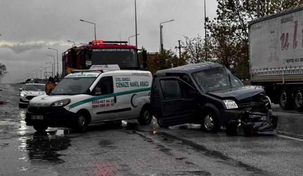 Kamyonun çarptığı hafif ticari araç 50 metre savruldu: 1 ölü, 2 yaralı