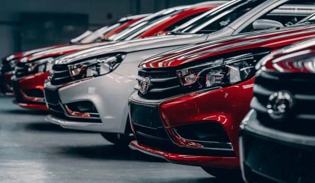 Kasım ayında en çok satılan sıfır otomobiller belli oldu! Son 11 ayın şampiyonu ise...