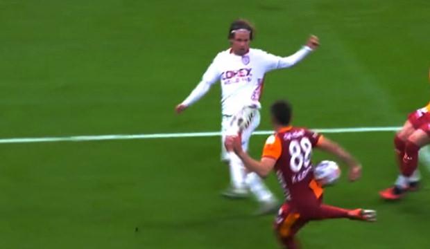 Kazımcan el pozisyonu penaltı mı, değil mi? İşte hakem görüşleri! (Galatasaray Samsunspor)