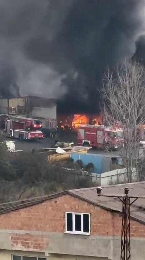 Yangın yerinden görüntü