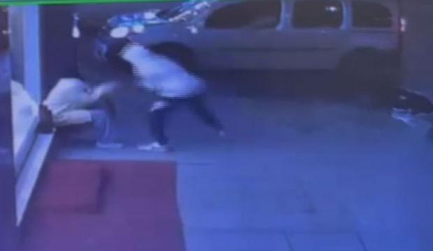 Sultangazi'de kapkaç girişimi: Telefonu alamayınca kaçtı