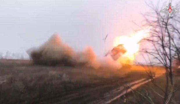 653 İHA ve 51 füze ile vurdular! Ukrayna-Rusya savaşında sıcak saatler: 1.450 asker kaybı!