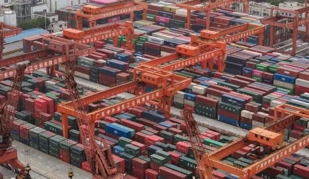 Çin'in ticaret fazlası ilk kez 1 trilyon doları aştı!