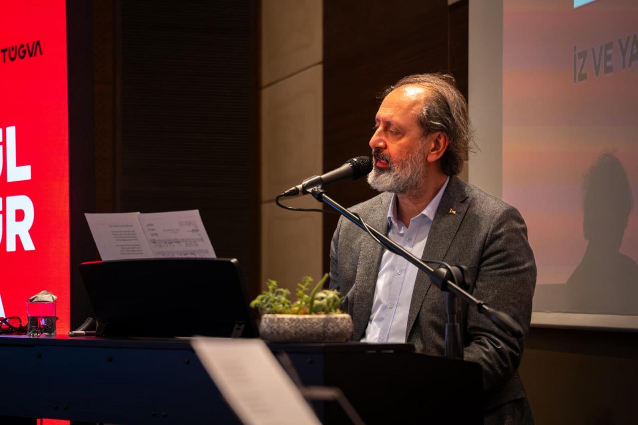 Sanatçı Yücel Arzen