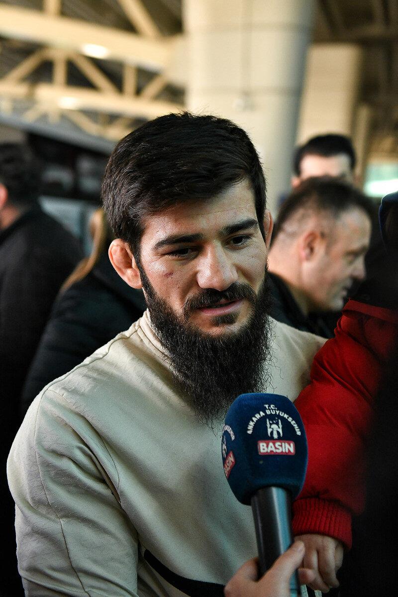 Soner Demirtaş bir turnuvanın ardından açıklamalarda bulunurken.