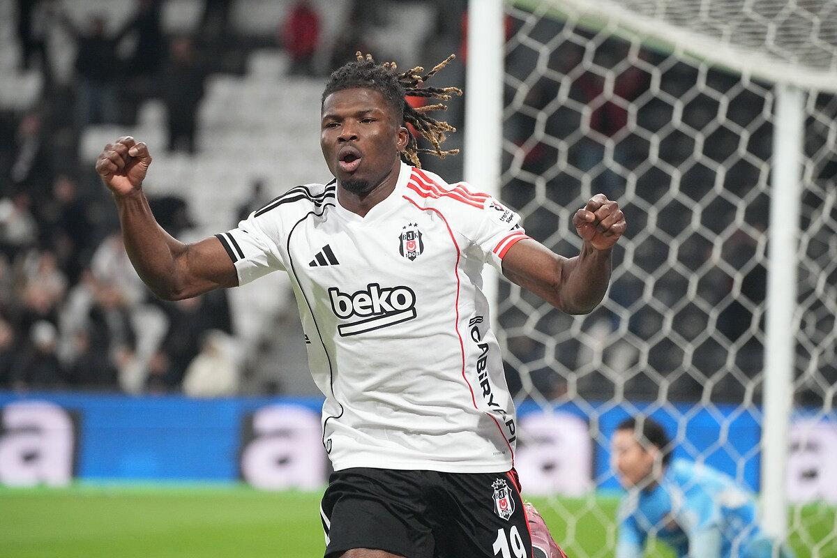 Beşiktaş'ın Trabzonspor maçındaki en büyük gol umudu El Bilal Tore
