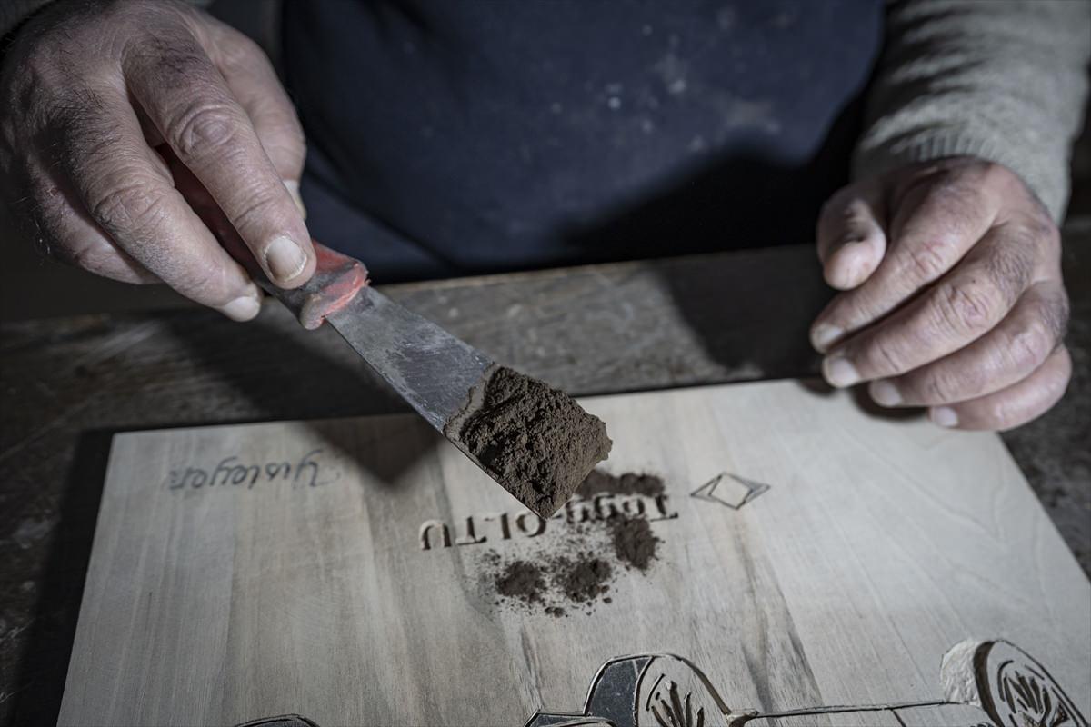 Oltu taşının tozu