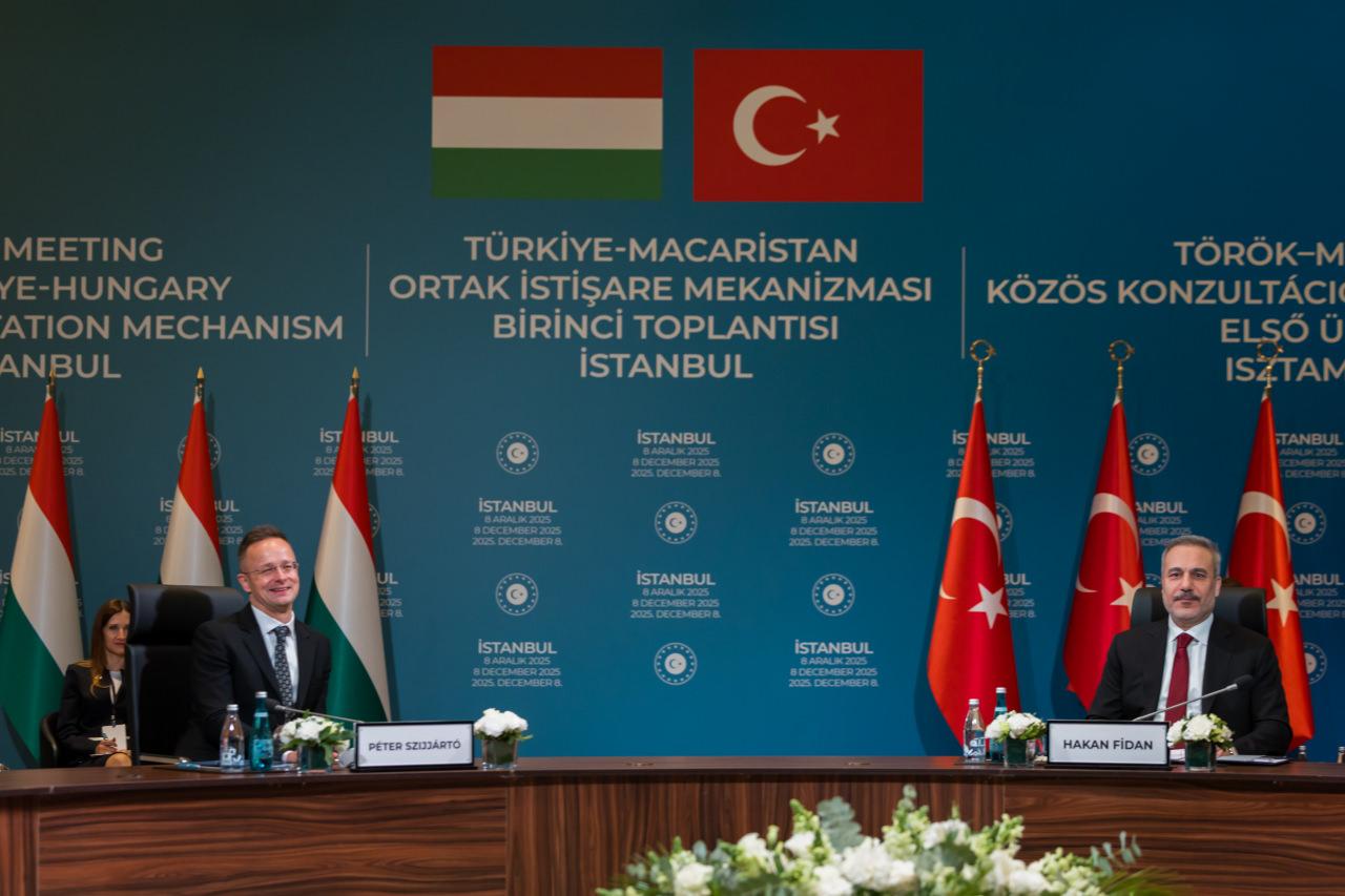 Dışişleri Bakanı Hakan Fidan, Macaristan Dışişleri ve Dış Ticaret Bakanı Peter Szijjarto ile toplantı yapıyor.