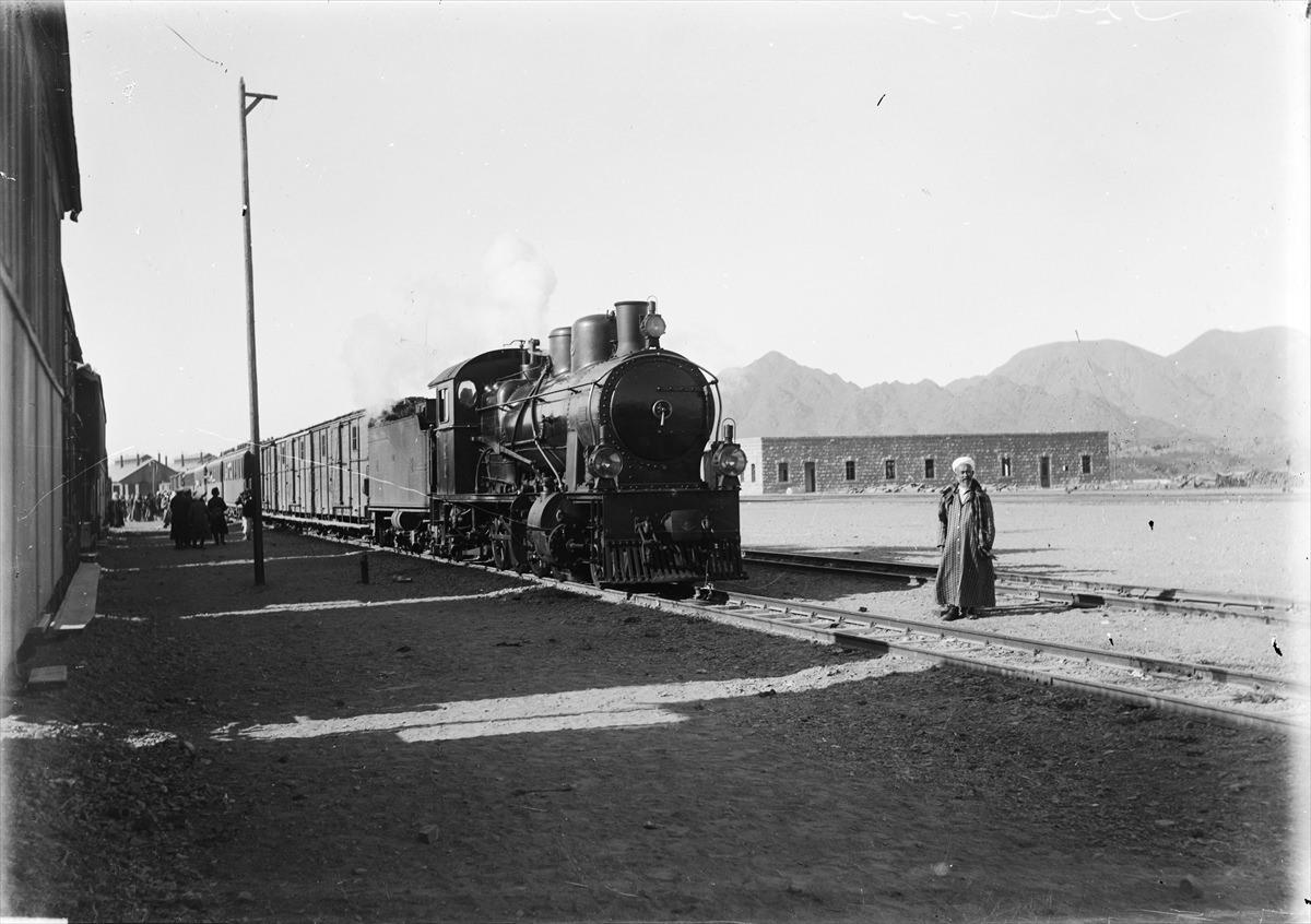Koleksiyonda Hicaz Demiryolu Medine İstasyonu da yer aldı.