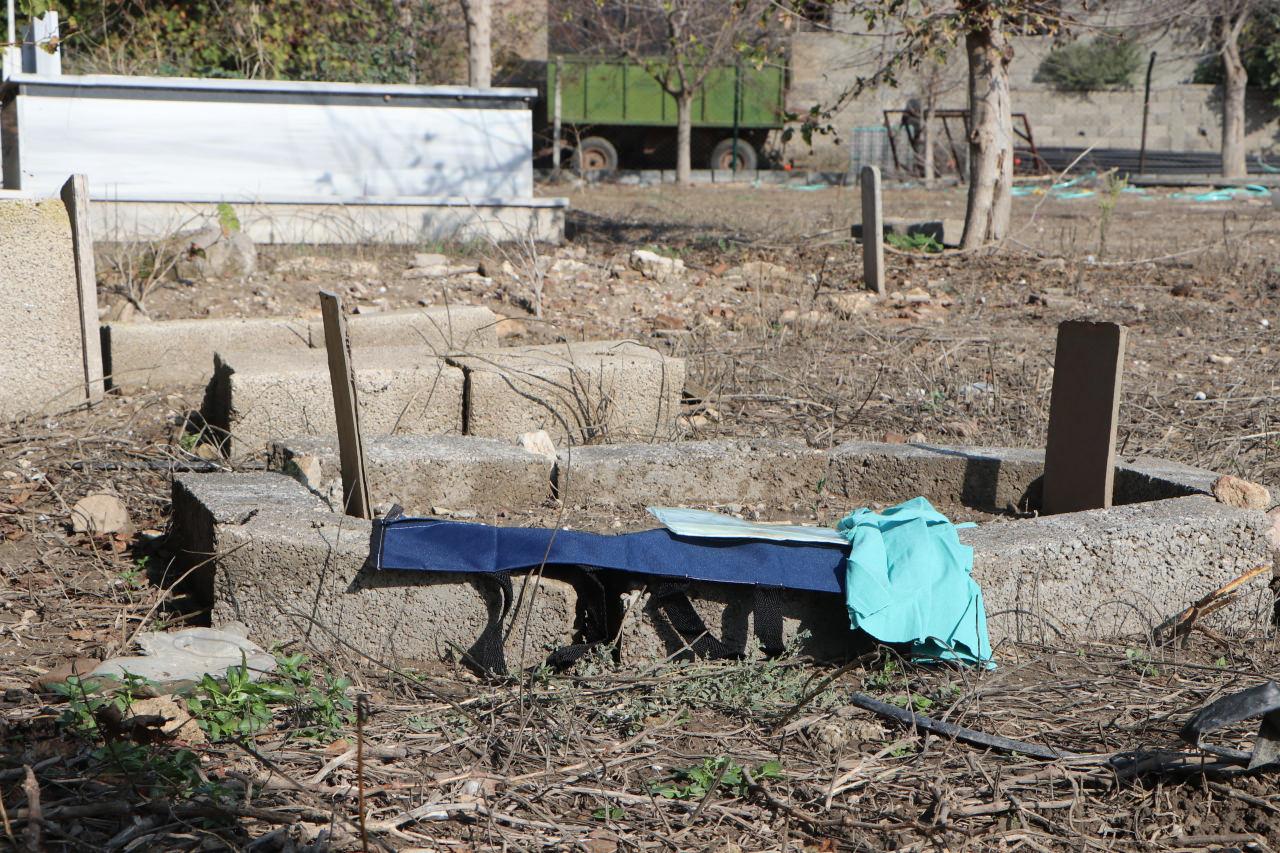 Öldü' denildi, defin için götürülürken ağlayınca yaşadığı ortaya çıktı.