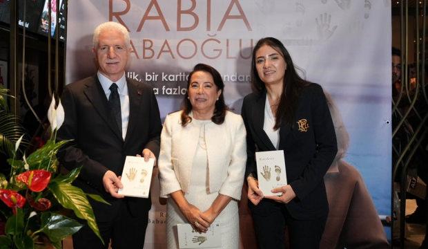 Nüfus müdürü Rabia Babaoğlu dokunduğu hikayeleri kitaplaştırdı: Katıksız