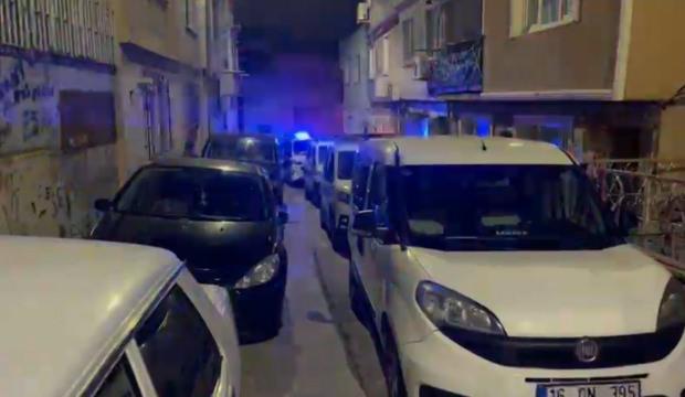 Evde 4 silah ve 600 mermi ele geçirildi; 2 gözaltı