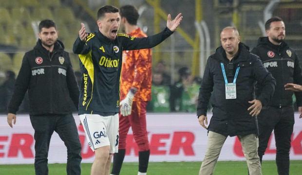 Fenerbahçe kaptanı Mert Hakan Yandaş aylık gelirini açıkladı