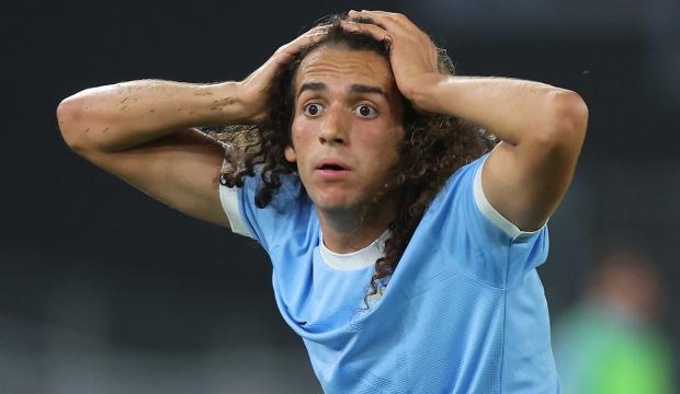 Galatasaray taraftarlarının ıslıkladığı oyuncu Aslan oluyor!