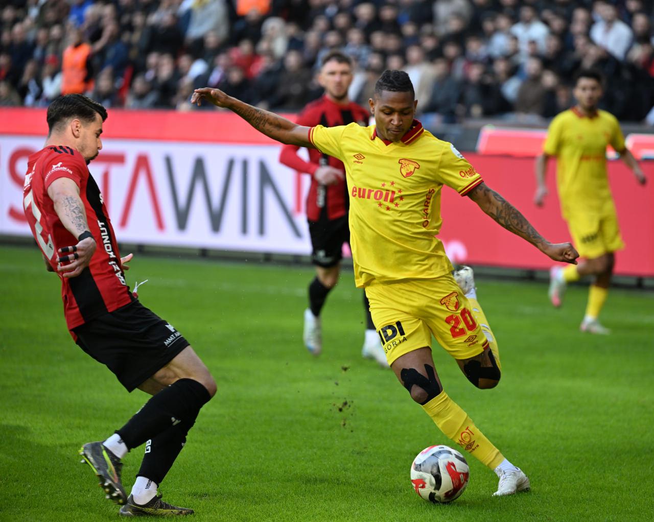 Gaziantep FK, sahasında Göztepe'yi konuk etti.