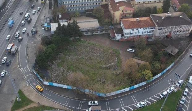 İmamoğlu s&ouml;z vermişti! İBB&rsquo;nin yıktığı cami 6 yıldır yapılmadı