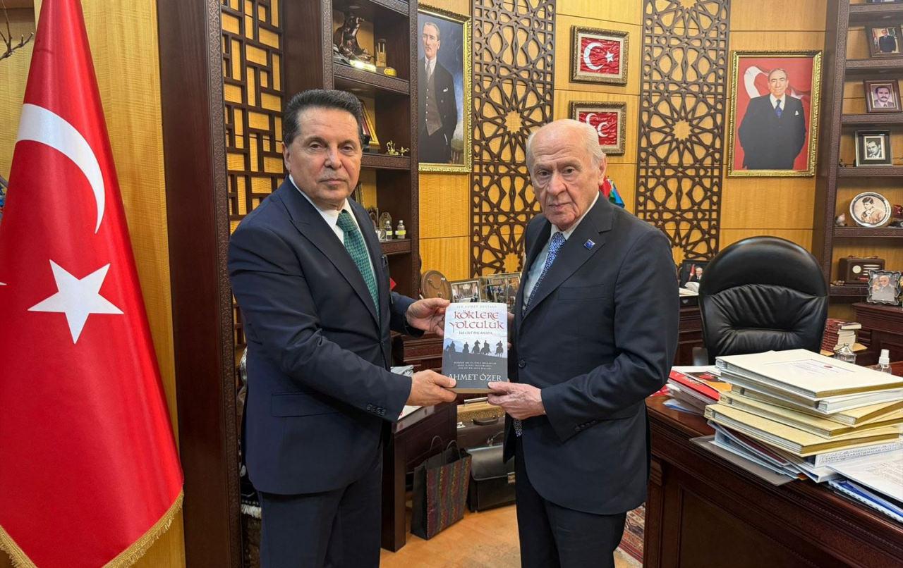 Ahmet Özer ile MHP lideri Bahçeli
