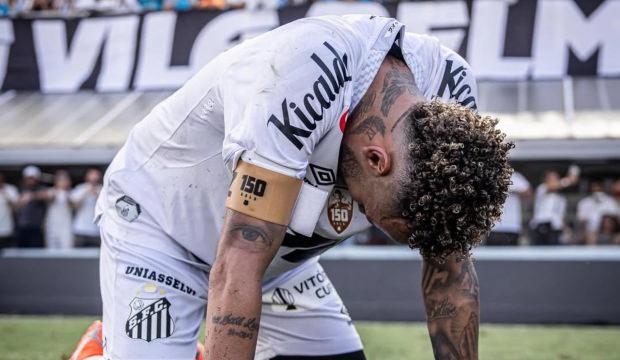 Sakat sakat oynadı! '&Ccedil;ocukluk aşkı'nın k&uuml;me d&uuml;şmesine engel oldu