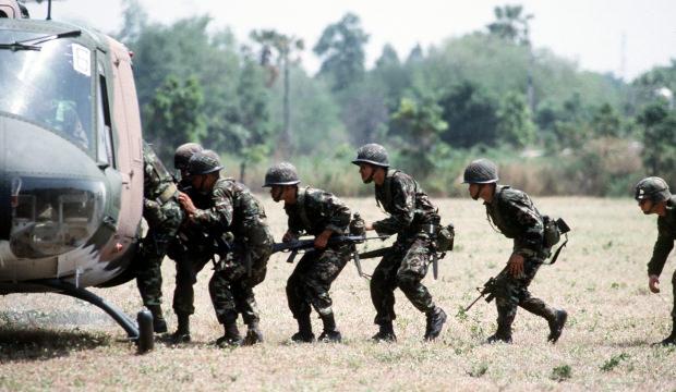 Son dakika haberi: Asya'da savaş alarmı: Kambo&ccedil;ya sınırlarını resmen kapattığını duyurdu!