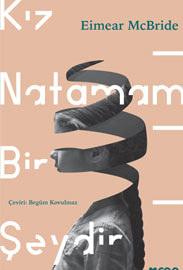 kız natamam bir şeydir kitabının kapağı