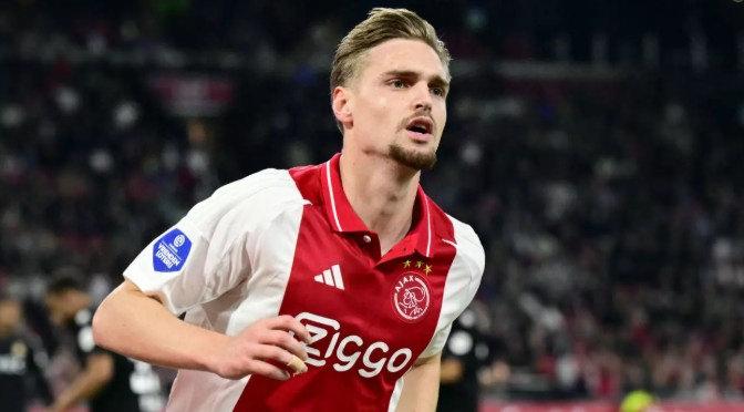 Kennety Taylor, Ajax'tan ayrılmak istiyor