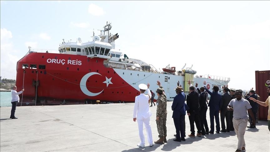 İlk kıtalar arası görevini Somali'de tamamlayan Oruç Reis Sismik Araştırma Gemisi
