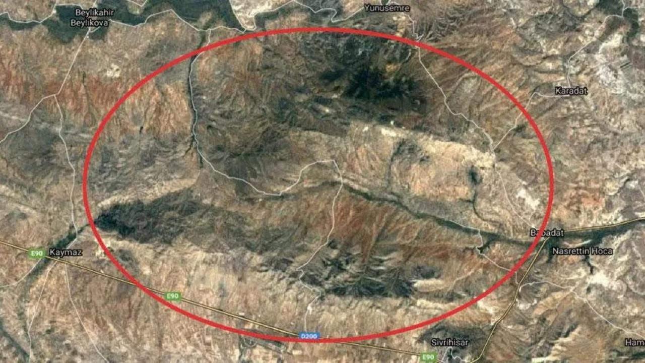 Eskişehir'in Beylikova ilçesinde keşfedilen dünyanın en büyük ikinci (694 milyon ton) Nadir Toprak Elementi (NTE) rezervi.