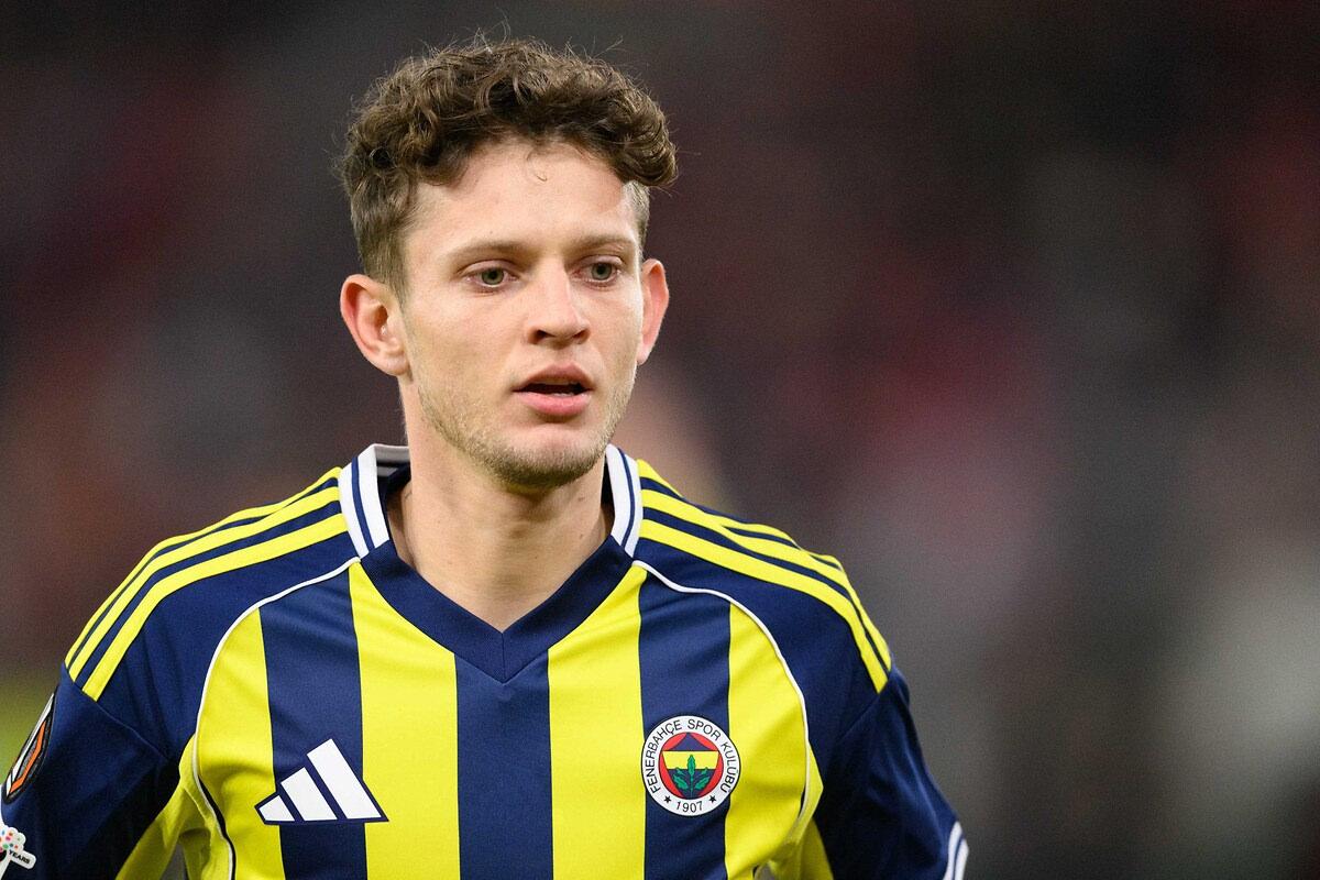 Sebastian Szymanski, Brann - Fenerbahçe maçında.