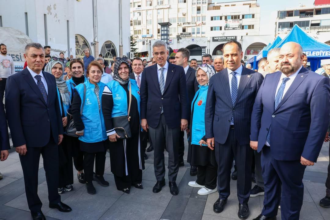Mersin Akdeniz Hayır Çarşısı Sağlık Bakanı Kemal Memişoğlu