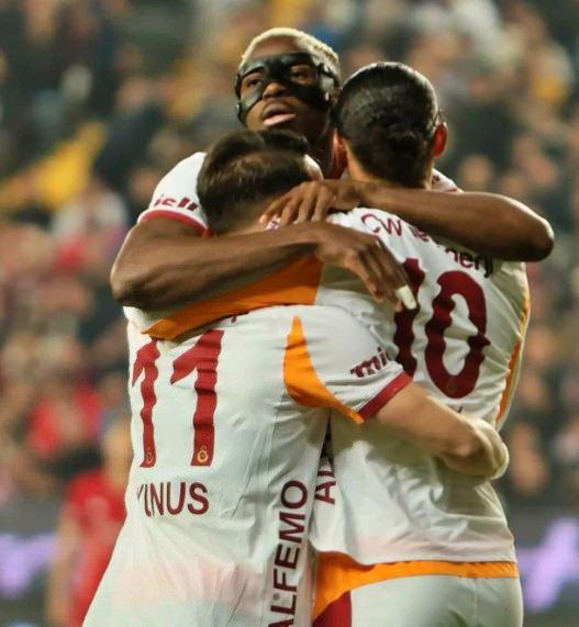 Yunus Akgün, Osımhen ve Sane