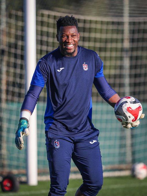 Bonservisi Manchester United'da bulunan ve Trabzonspor'da kiralık olarak oynayan kaleci Onana