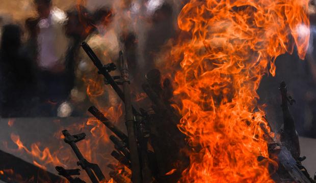 AK Parti'den ter&ouml;r kapısını m&uuml;h&uuml;rleyecek rapor: Federasyon yok, SDG şart, eve d&ouml;nene imkan