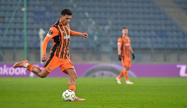 Arda Turan'ın Shakhtar'ı ilk 8'de tur atladı! İşte Konferans liginde tur atlayan takımlar