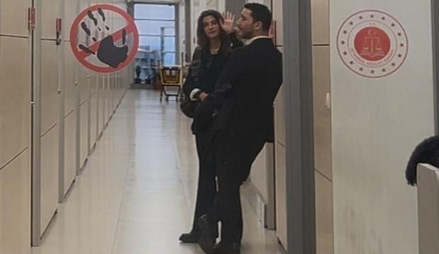 Berrak T&uuml;z&uuml;nata&ccedil;, uyuşturucu operasyonu kapsamında adliyede! Kameralara el salladı