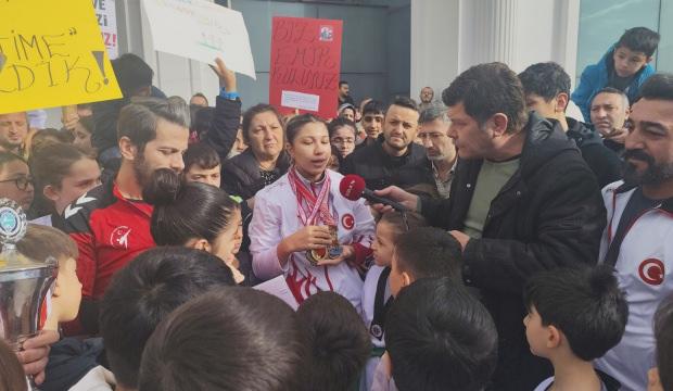 CHP'li Tuzla Belediyesi'nde antren&ouml;r kıyımı: D&uuml;nya şampiyonu yetiştiren hocalar kovuldu