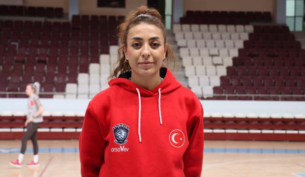 Depremde 8 sporcusunu kaybeden takım şampiyonluğa oynuyor