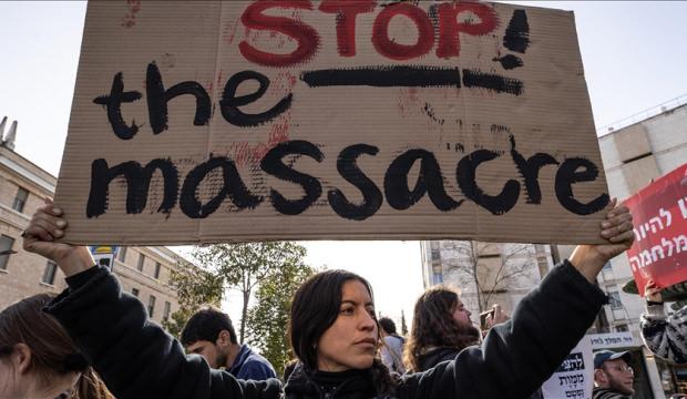 İsrailli aktivist gruptan h&uuml;k&uuml;met karşıtı protesto: Etnik temizlik yapıyorlar!