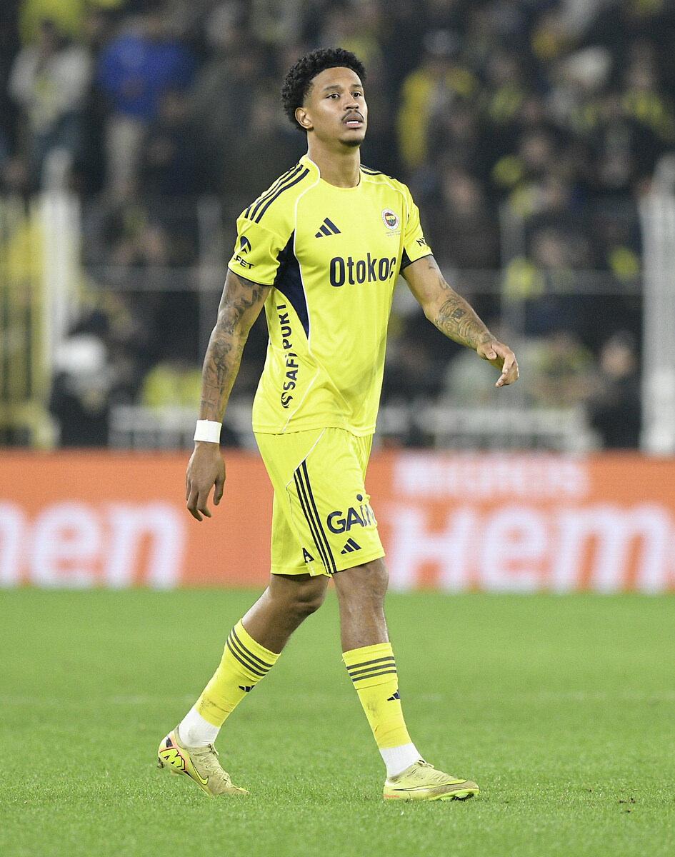 Trendyol Süper Lig'in 16. haftasında oynanan Fenerbahçe - Konyaspor karşılaşmasından bir görüntü, 15 Aralık 2025