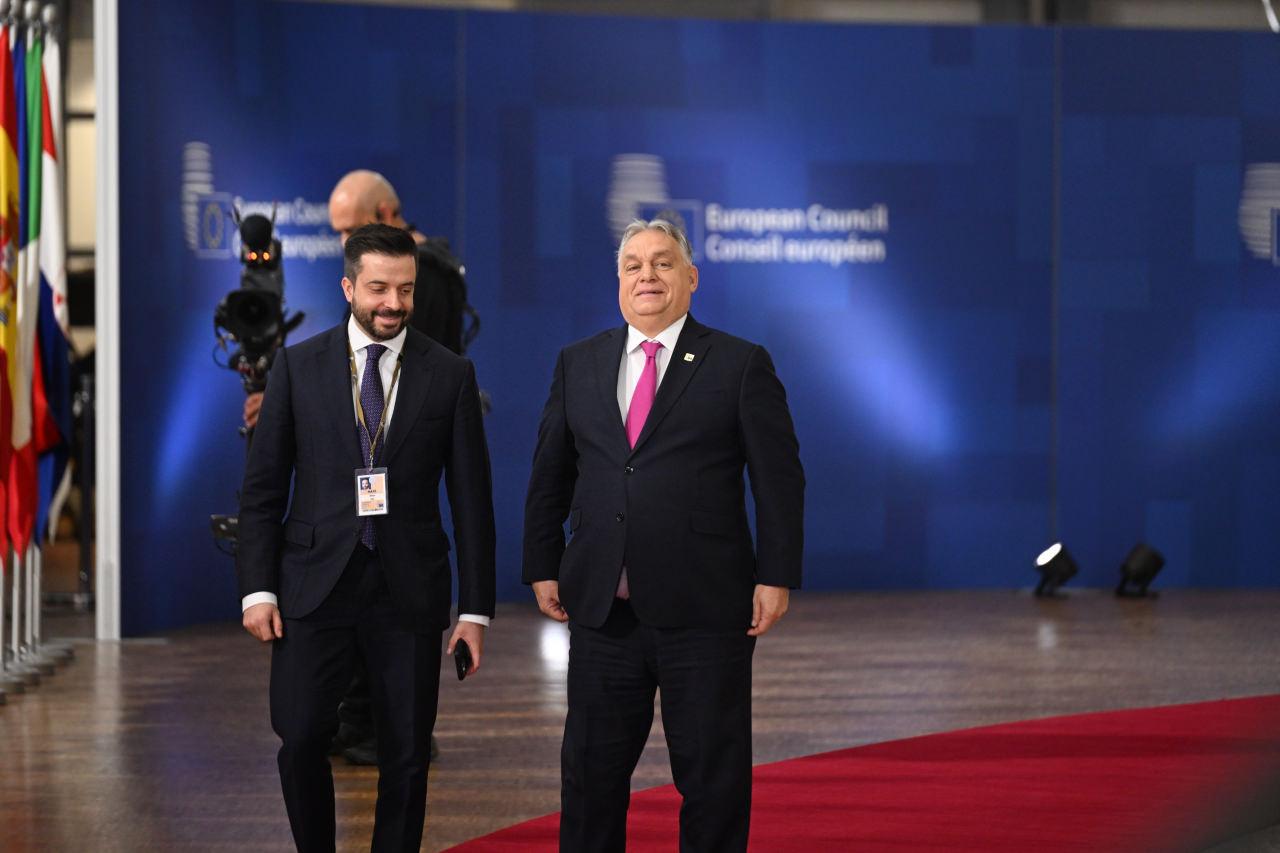 Macaristan Başbakanı Victor Orban, Brüksel'deki AB liderler toplantısında.