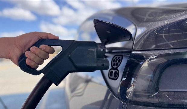 Otomotiv devi rota değiştirdi: Elektrikli ara&ccedil; planları bozuldu! 19,5 milyar dolar zarar 