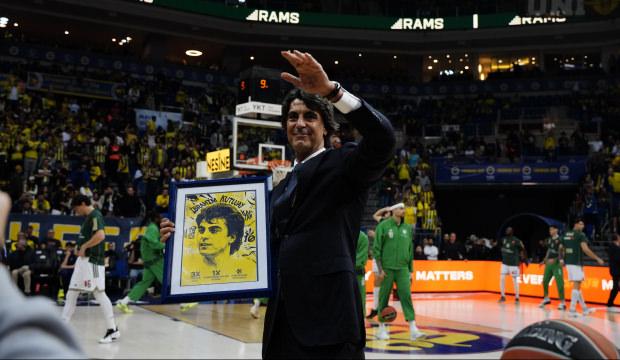 Sadece &uuml;&ccedil; isme yapıldı! Fenerbah&ccedil;e'den Kutluay'a unutulmaz jest