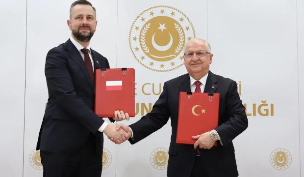 T&uuml;rkiye ve Polonya&rsquo;dan kritik savunma hamlesi! Anlaşma imzalandı